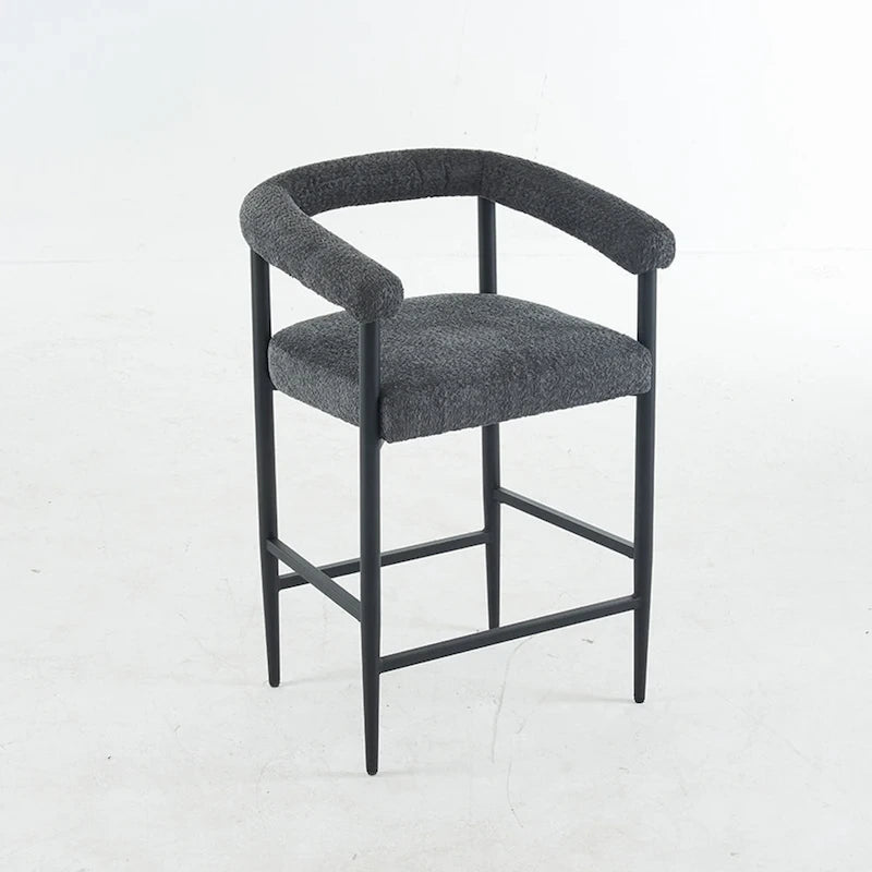 Ensemble de 2 tabourets de bar modernes en boucle, hauteur comptoir, avec structure en métal et accoudoirs, pour îlot de cuisine ou salle à manger.