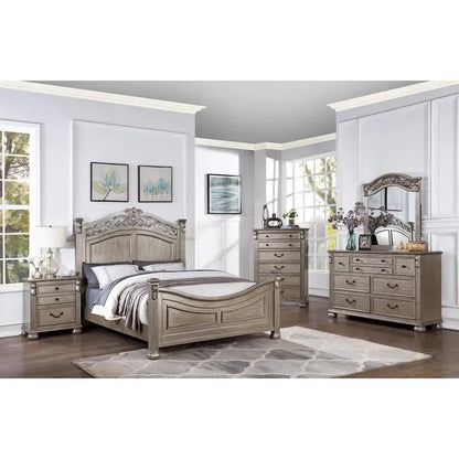 Lit California King Size 1 pièce, style classique, argent antique, tête et pied de lit au design unique.