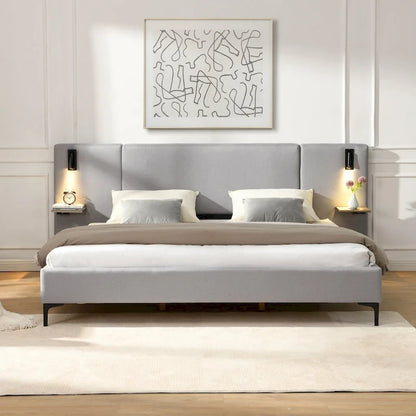 Lit plateforme en lin gris, grand lit capitonné avec tête de lit à oreilles, lampes de chevet et étagères de rangement, lit à panneaux chics