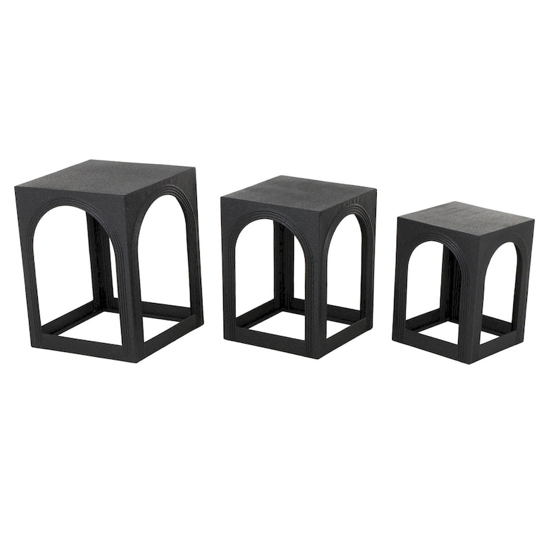 Table d'appoint gigogne en métal avec découpes cintrées - Ensemble de 3 - Noir - Roche River Decor - 40,6 cm (L) x 40,6 cm (l) x 53,3 cm (H)