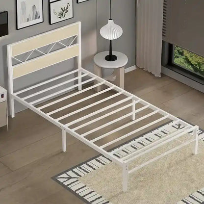 Cadre de lit en métal avec tête de lit en bois brun, sommier non nécessaire