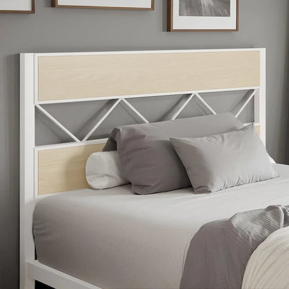 Cadre de lit en métal avec tête de lit en bois brun, sommier non nécessaire