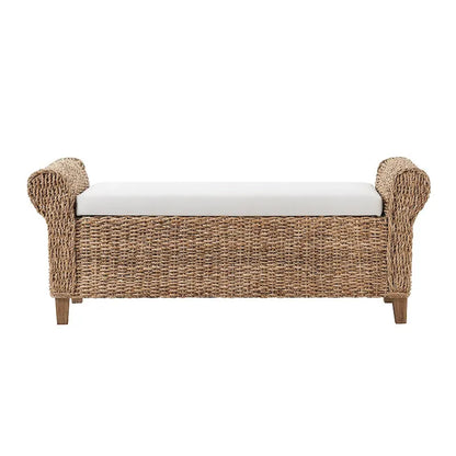 Banc de rangement en rotin style ferme bohème Bab, orné de motifs ajourés, par HULALA HOME