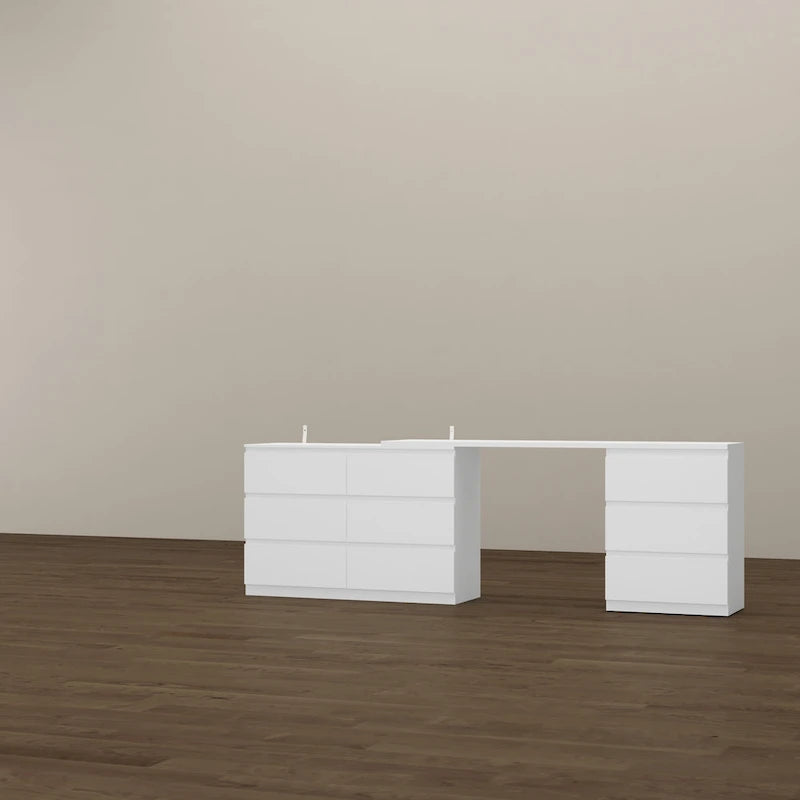 Bureau extensible et convertible avec un grand espace de rangement pour les tiroirs.