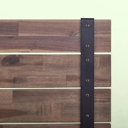 Cadre de lit plateforme bas en bois de style industriel, pleine grandeur