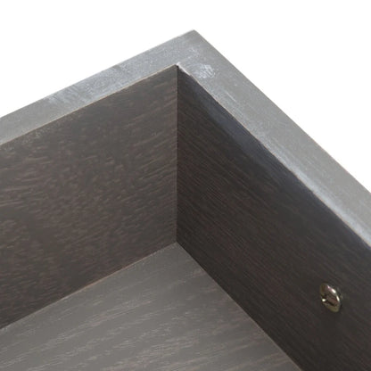 Console SAFAVIEH Philomene blanche vieillie à 3 tiroirs - 23,5 po L x 13 po P x 29,5 po H - 24 po L x 13 po P x 30 po H