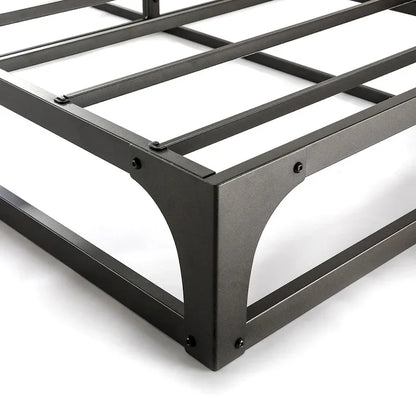 Cadre de lit plateforme en métal robuste Porch &amp; Den McCamant de 9 pouces