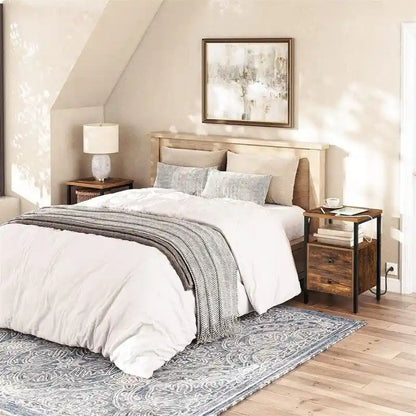 Table d'appoint avec station de recharge - 40 cm (P) x 40 cm (L) x 61 cm (H)