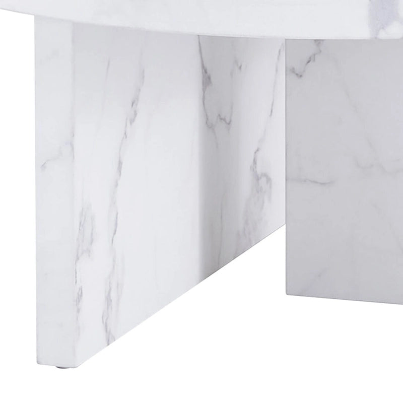 Table basse ronde moderne et élégante en bois avec plateau en placage imitation marbre