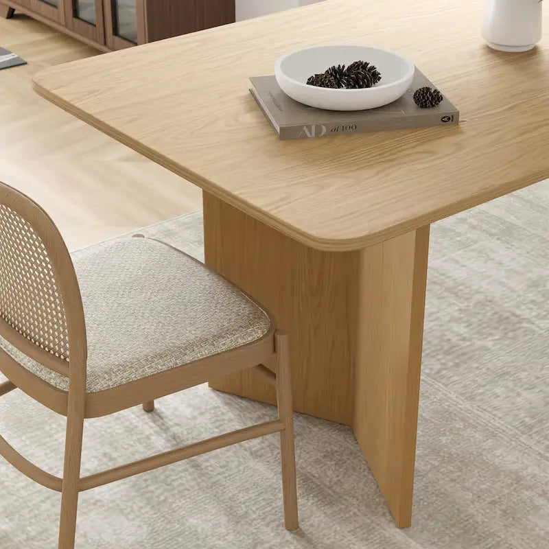 Table de salle à manger carrée en bois massif pour 6 à 8 personnes, style nordique