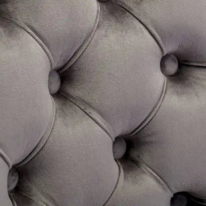 Chaise de bureau pivotante à roulettes, hauteur réglable, revêtement en velours capitonné.